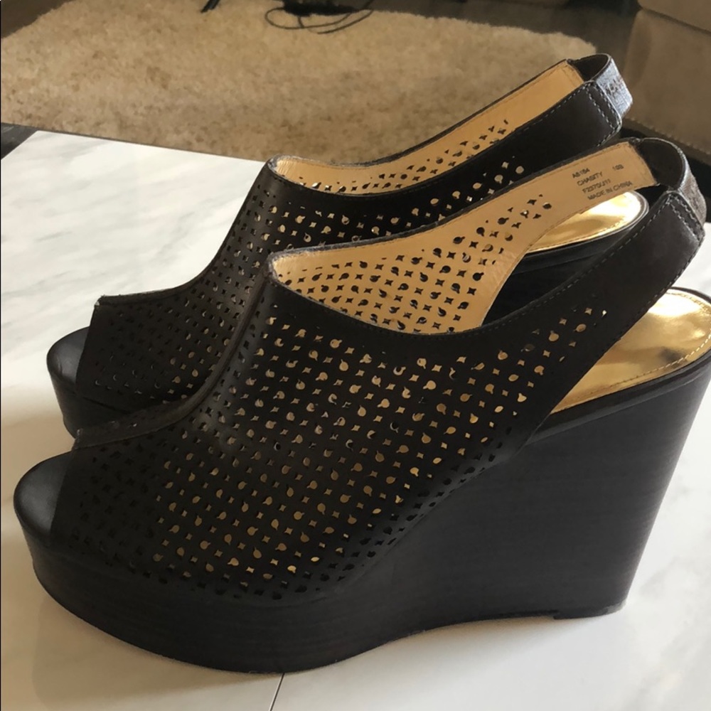 COACH OPEN TOE WEDGE SHOES. DARK BROWN SIZE 10. - Picture 4 of 4